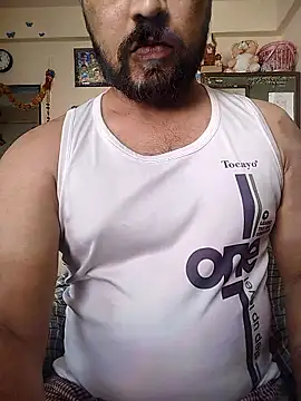 hot punekar online show from 02-24-26, 05:27