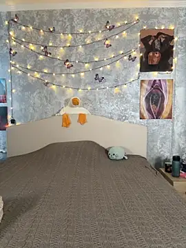 Sabrina shells online show from 11-28-25, 11:02