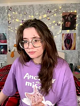 Sabrina shells online show from 12-18-25, 10:43