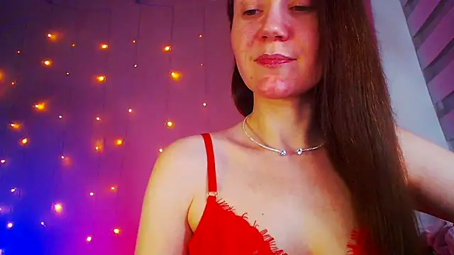 Snapshot of MelanyOx chatting on 12-25-24, 02:45 MelanyOx online show from 12-25-24, 02:45