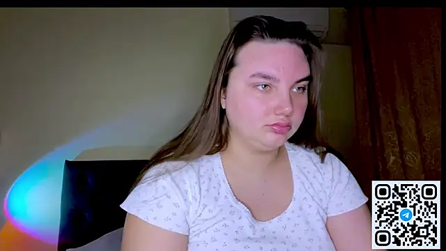 Dreamyblushfairy online show from 03-11-26, 07:20