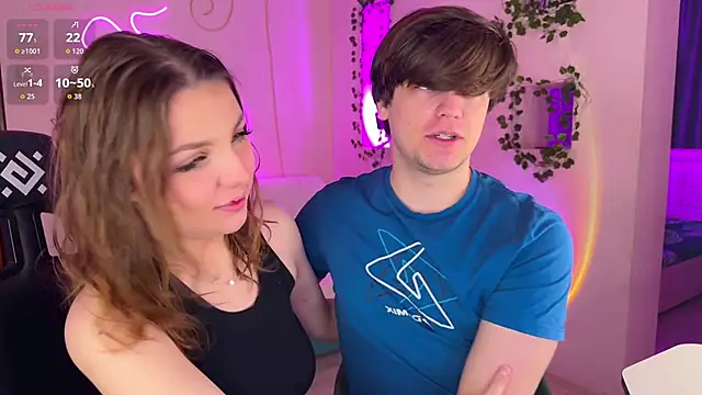 RobertAndLinela online show from 11-24-25, 04:07