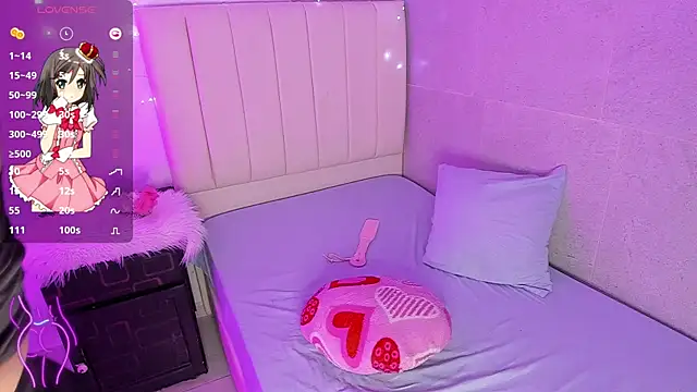 Snapshot of dulce_bunny18 chatting on 09-21-25, 01:29 dulce bunny18 online show from 09-21-25, 01:29