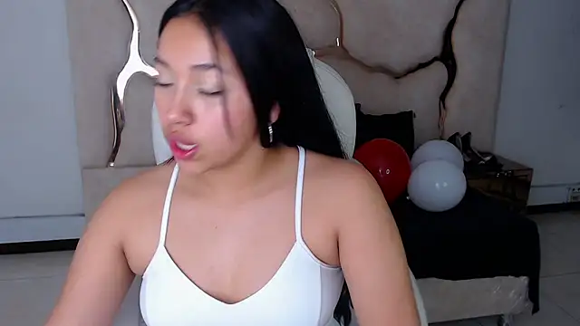 IsabellRodriguez18 online show from 02-15-25, 09:27