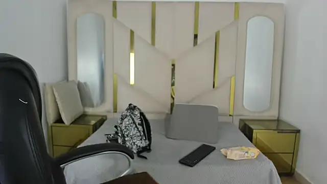 IsabellRodriguez18 online show from 11-12-25, 03:07