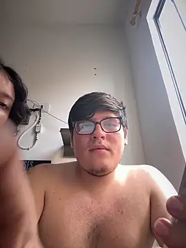 Snapshot of MikeAndJessy chatting on 02-19-26, 09:44 MikeAndJessy online show from 02-19-26, 09:44