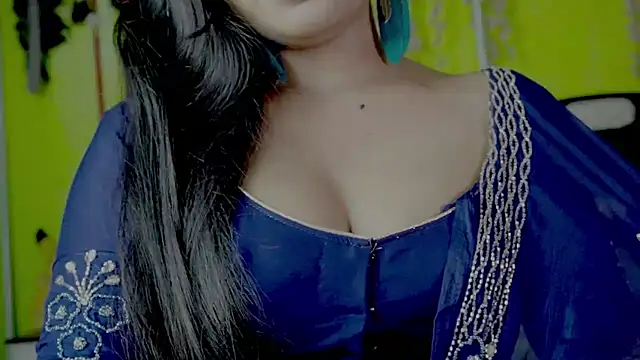 Snapshot of sexyhoney27 chatting on 06-14-26, 05:04 sexyhoney27 online show from 06-14-26, 05:04
