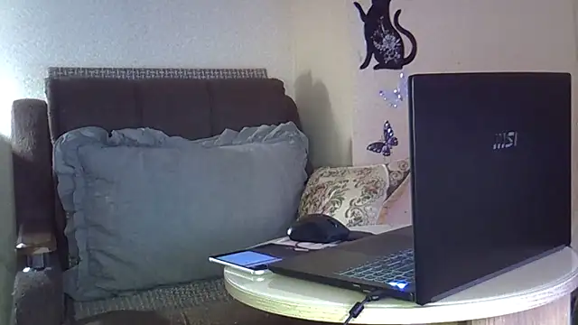 Snapshot of EllaJohnsonX chatting on 02-21-26, 06:03 EllaJohnsonX online show from 02-21-26, 06:03