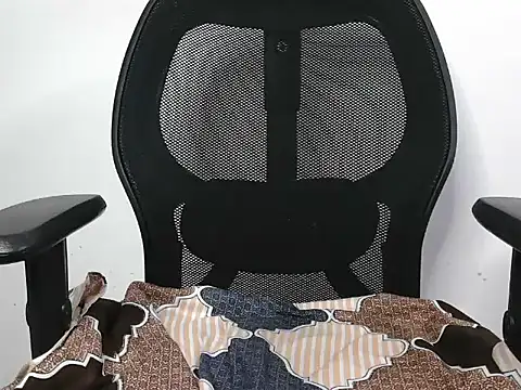 Snapshot of GoddessGlide chatting on 03-13-25, 05:07 GoddessGlide online show from 03-13-25, 05:07