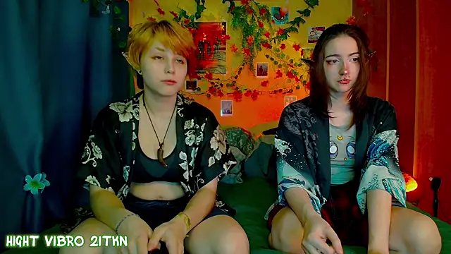 Snapshot of TrickyKitsune chatting on 10-02-25, 01:07 TrickyKitsune online show from 10-02-25, 01:07