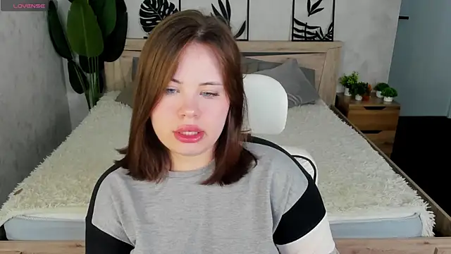EricaElliott online show from 04-23-26, 09:19