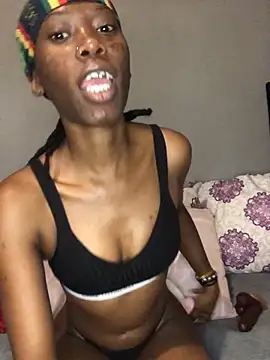 xxSexyTalia28 online show from 04-28-26, 08:19