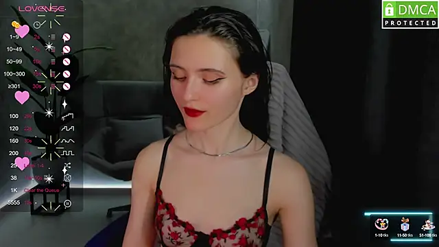 Snapshot of niki_cutes chatting on 03-11-25, 01:45 niki cutes online show from 03-11-25, 01:45