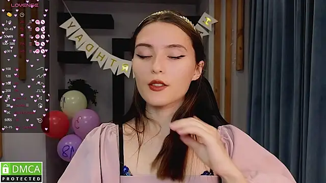 Snapshot of niki_cutes chatting on 09-15-25, 01:05 niki cutes online show from 09-15-25, 01:05