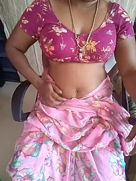 Snapshot of Tamil_roja69 chatting on 06-19-26, 04:39 Tamil roja69 online show from 06-19-26, 04:39