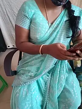 Snapshot of Tamil_roja69 chatting on 06-27-26, 04:39 Tamil roja69 online show from 06-27-26, 04:39