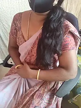 Snapshot of Tamil_roja69 chatting on 07-30-26, 05:06 Tamil roja69 online show from 07-30-26, 05:06