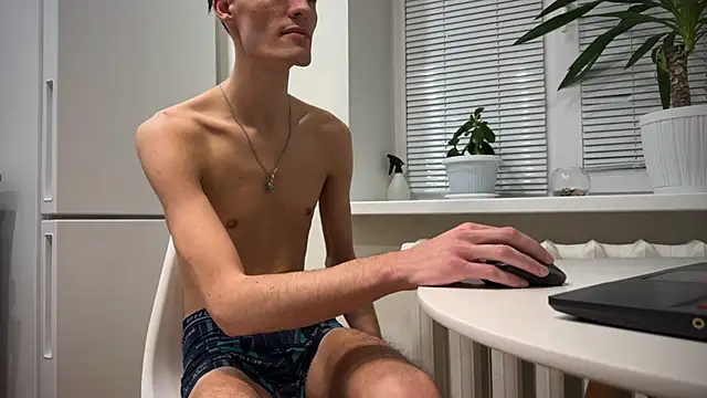 Snapshot of BrendanSilvers chatting on 12-24-24, 11:22 BrendanSilvers online show from 12-24-24, 11:22