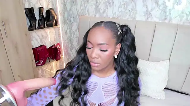 whiitneyfox online show from 09-11-25, 11:27