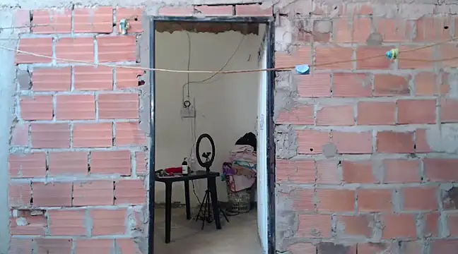 Coral0403 online show from 01-25-25, 07:07