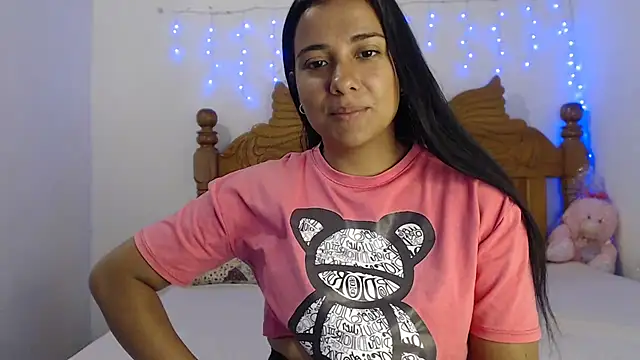 Coral0403 online show from 02-06-25, 06:24