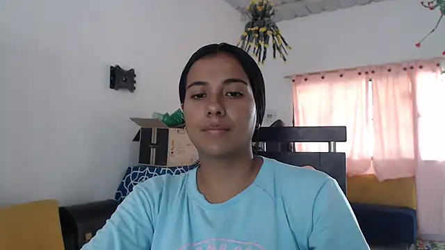 Coral0403 online show from 03-12-25, 08:10