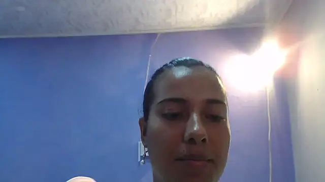 Coral0403 online show from 11-07-25, 06:19