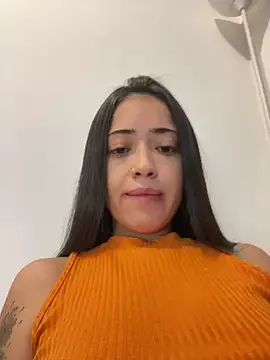 Snapshot of Liam_OH chatting on 01-05-25, 02:49 Liam OH online show from 01-05-25, 02:49