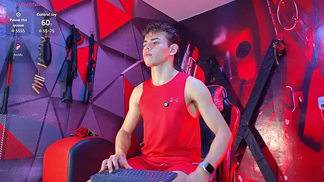 Snapshot of Nijinsky_LatinBoy chatting on 02-09-26, 10:41 Nijinsky LatinBoy online show from 02-09-26, 10:41