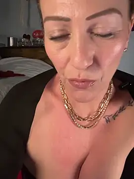 AlessasRoom online show from 02-15-26, 04:42