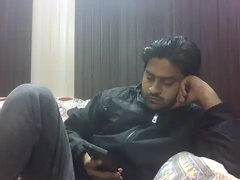 indihotguy online show from 11-15-25, 12:23