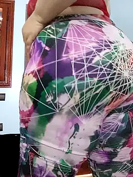 Snapshot of Botina-68 chatting on 10-11-25, 02:04 Botina-68 online show from 10-11-25, 02:04