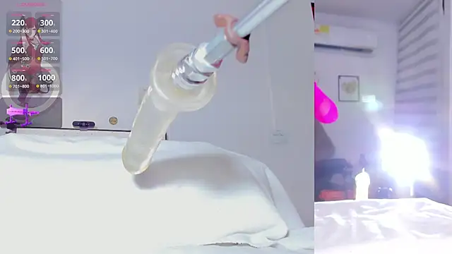 Snapshot of Maria_Jones_ chatting on 11-19-25, 01:27 Maria Jones online show from 11-19-25, 01:27