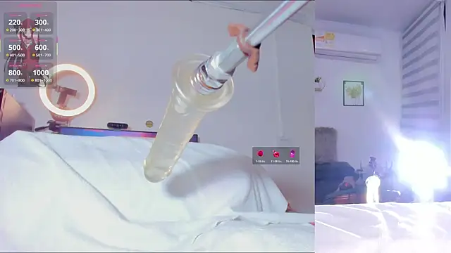 Snapshot of Maria_Jones_ chatting on 11-26-25, 03:29 Maria Jones online show from 11-26-25, 03:29