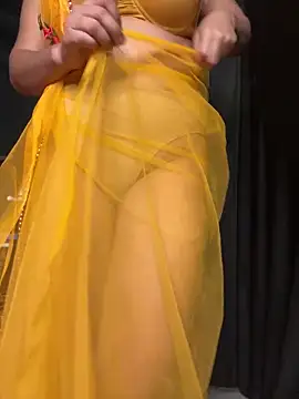 Snapshot of soumita chatting on 01-06-25, 03:08 soumita online show from 01-06-25, 03:08