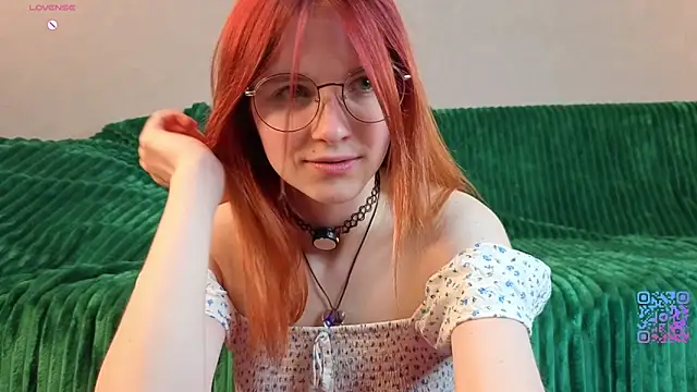 Snapshot of OhYumiYes chatting on 03-29-26, 07:03 OhYumiYes online show from 03-29-26, 07:03