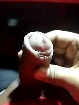 Snapshot of ElMexaGuy chatting on 12-25-24, 07:35 ElMexaGuy online show from 12-25-24, 07:35