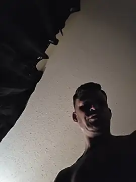 Snapshot of hotemberly_jake chatting on 11-08-25, 09:24 hotemberly jake online show from 11-08-25, 09:24