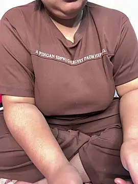 Snapshot of tanvihot2 chatting on 02-06-25, 04:47 tanvihot2 online show from 02-06-25, 04:47