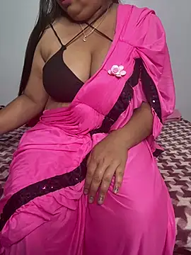 Snapshot of tanvihot2 chatting on 02-22-25, 03:03 tanvihot2 online show from 02-22-25, 03:03