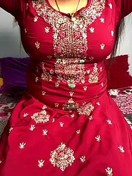 Snapshot of tanvihot2 chatting on 10-13-25, 05:13 tanvihot2 online show from 10-13-25, 05:13