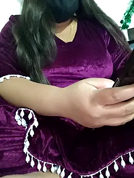 Snapshot of tanvihot2 chatting on 12-01-25, 05:34 tanvihot2 online show from 12-01-25, 05:34