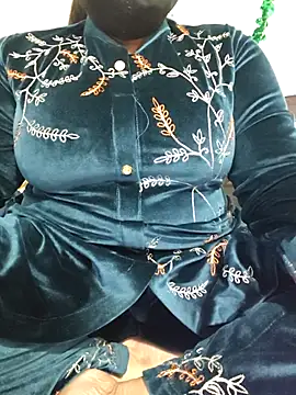 tanvihot2 online show from 12-18-25, 07:14