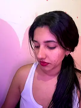 Snapshot of emmariders2 chatting on 10-20-25, 03:45 emmariders2 online show from 10-20-25, 03:45