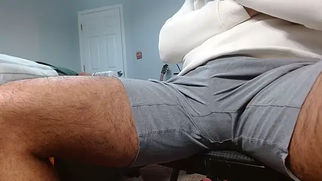 Snapshot of MrLatinKing chatting on 01-04-25, 03:29 MrLatinKing online show from 01-04-25, 03:29