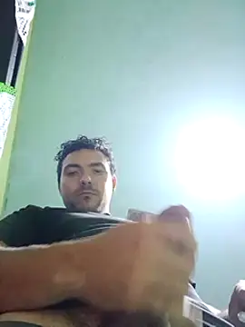 Snapshot of chinoxxx chatting on 01-22-25, 01:10 chinoxxx online show from 01-22-25, 01:10