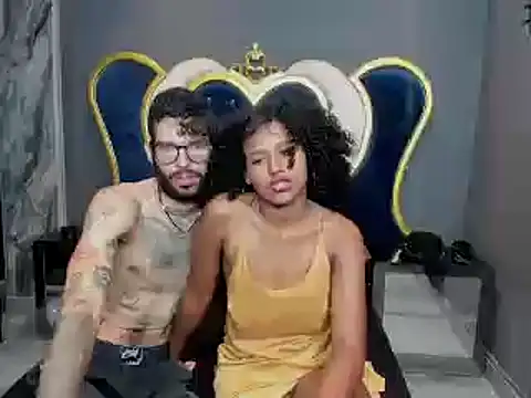 Snapshot of JenniferandBen chatting on 01-05-25, 10:19 JenniferandBen online show from 01-05-25, 10:19