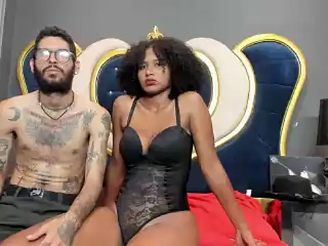 Snapshot of JenniferandBen chatting on 01-19-25, 02:36 JenniferandBen online show from 01-19-25, 02:36