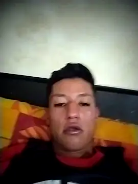 Snapshot of MartzJJ chatting on 11-03-25, 05:31 MartzJJ online show from 11-03-25, 05:31