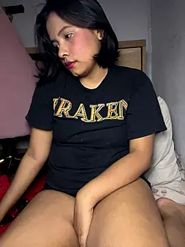 Ninabrunette18 online show from 01-13-26, 07:13